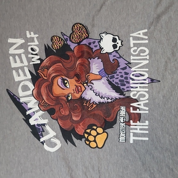 Juniors' Monster High Clawdeen Wolf "The Fashionista" Cropped Graphic Tee XL - Picture 2 of 6